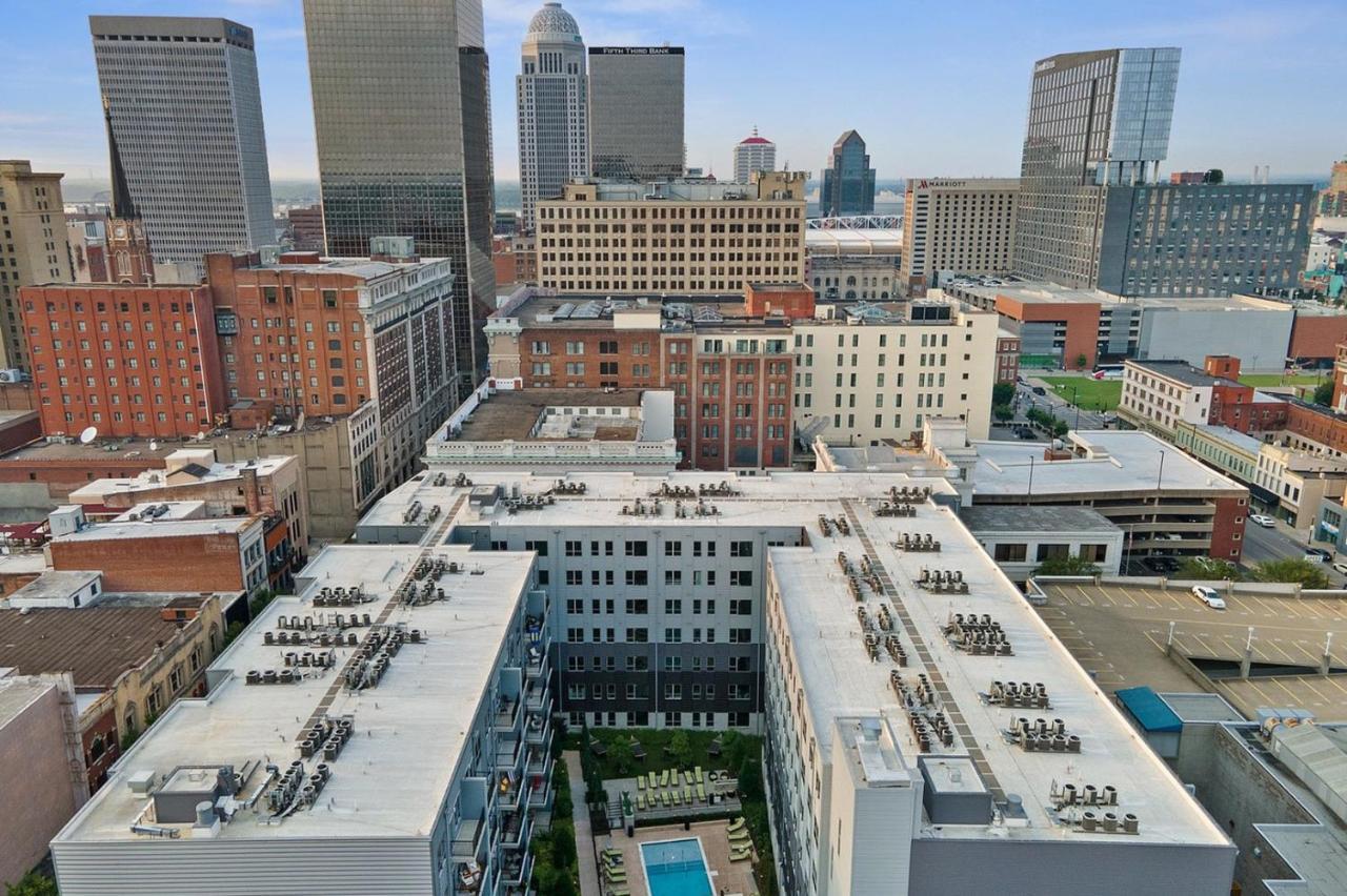 Brand New Luxury Condo In The Center Of 4Th Street 107 Louisville Exterior photo